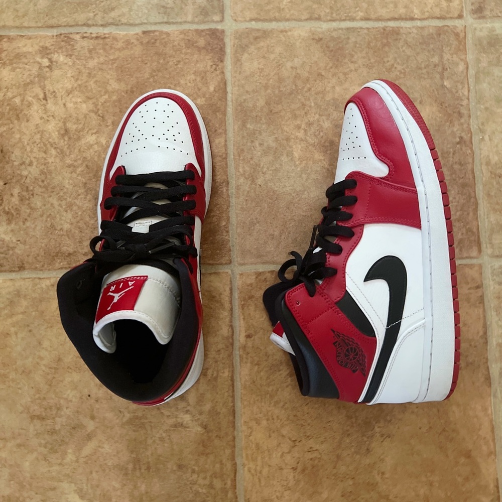 Jordan mids